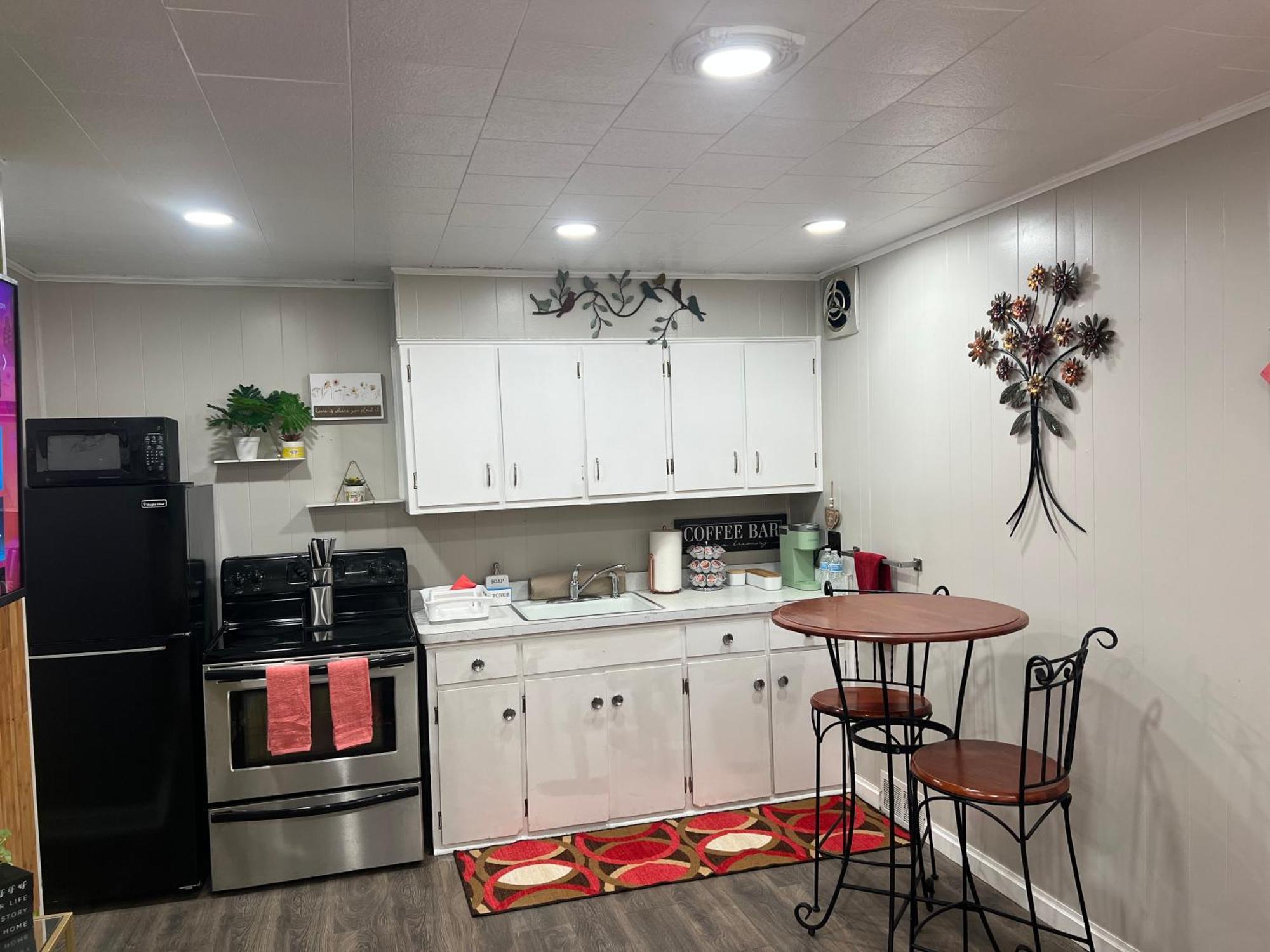 Cozy Buffalo Home-Sleeps 4 Lackawanna Kültér fotó