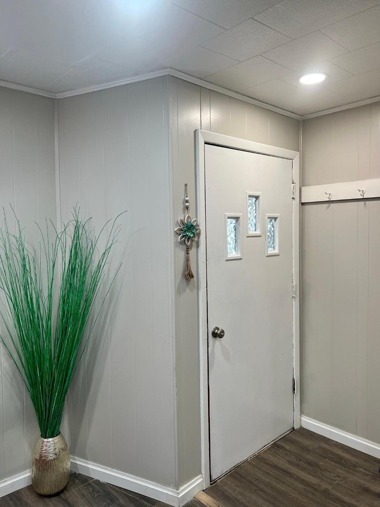 Cozy Buffalo Home-Sleeps 4 Lackawanna Kültér fotó